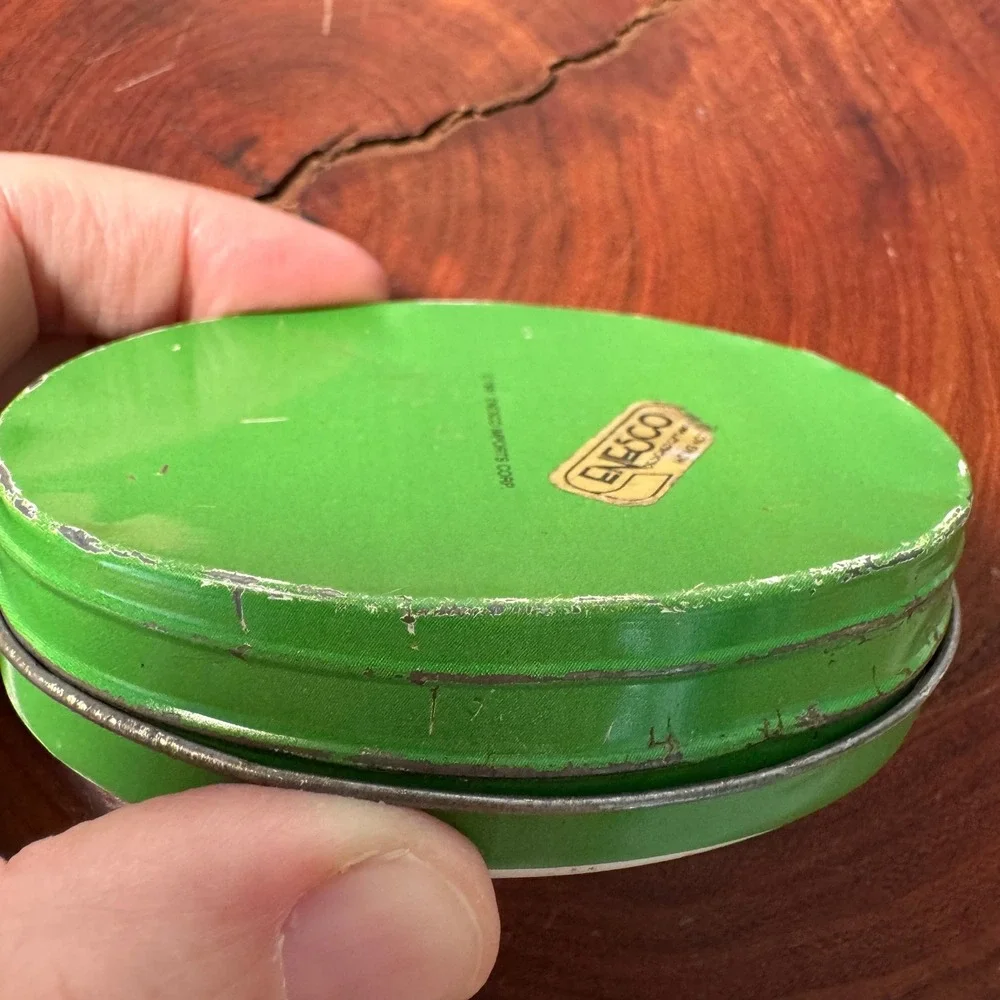 Vintage 1981 Enesco Easter Bunny Small Oval Metal Tin Trinket Box Green 3.5 Inch